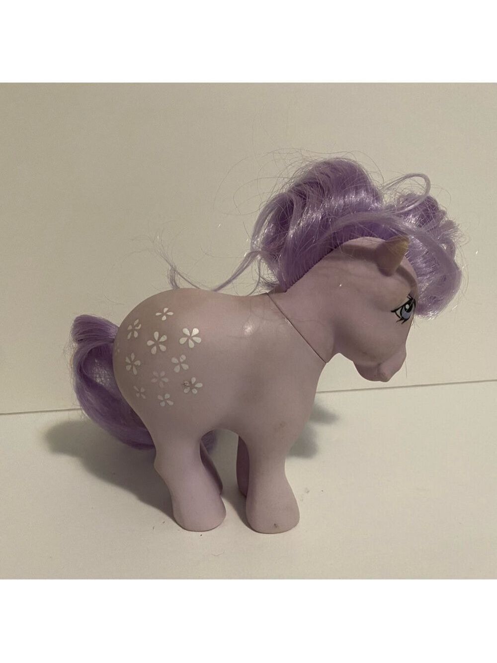 Vintage My Little Pony 1983 G1 Blossom White Flowers Pony Purple Horse MLP - Picture 4 of 7